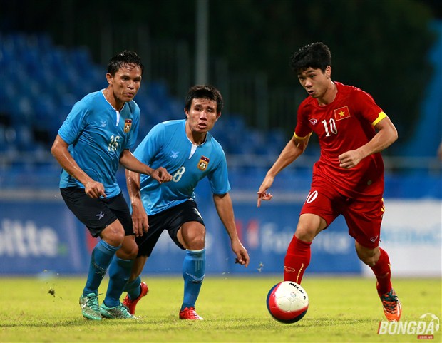 Tỉ số thắng tổi thiểu 1-0 cùng lối chơi của U23 Việt Nam trước U23 Lào khiến nhiều người thất vọng. Ảnh: Quang Thắng.