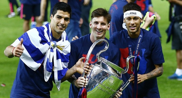 Bộ ba Messi (giữa), Suarez (bìa trái) và Neymar đưa Barca đến vinh quang mùa này. Ảnh: Internet.