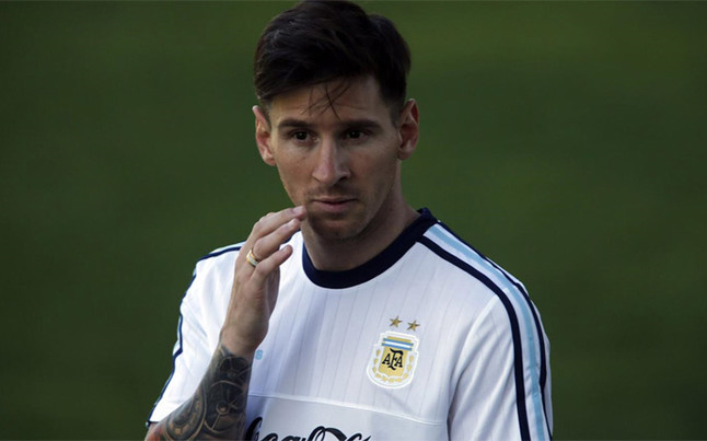 Messi sẽ đá chính ở trận gặp Paraguay. Ảnh: Internet.