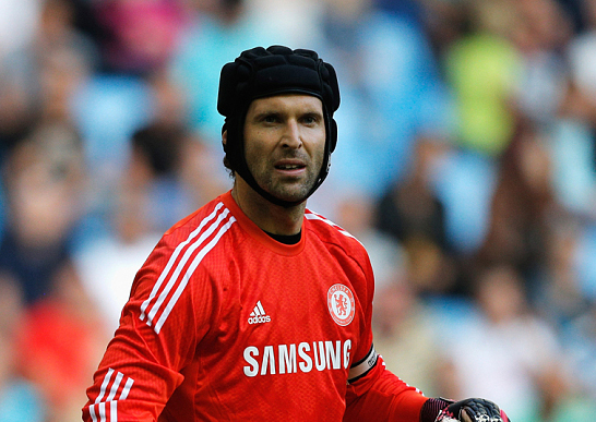 Cech ưu tiên ở lại Premier League và thủ đô London. Ảnh: Internet.