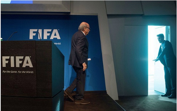 Trung tâm Nobel Hòa bình dừng hợp tác với FIFA vì vụ tham nhũng