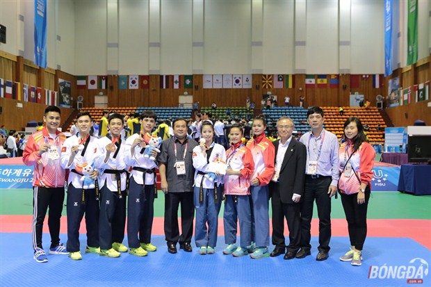 Quang cảnh lễ khai mạc Đại hội thể thao sinh viên thế giới năm 2015 được tổ chức tại Hàn Quốc. Ảnh: Quang Bình.