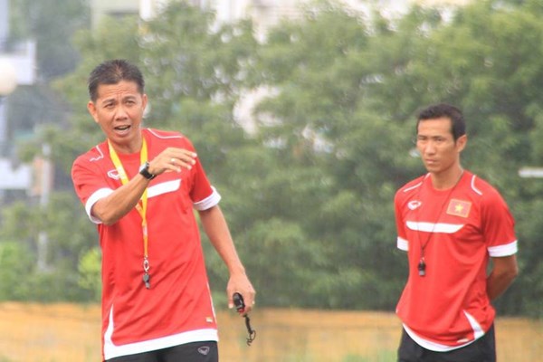 HLV Hoàng Anh Tuấn ‘mở đường’ cho cầu thủ Việt kiều về nước thi đấu