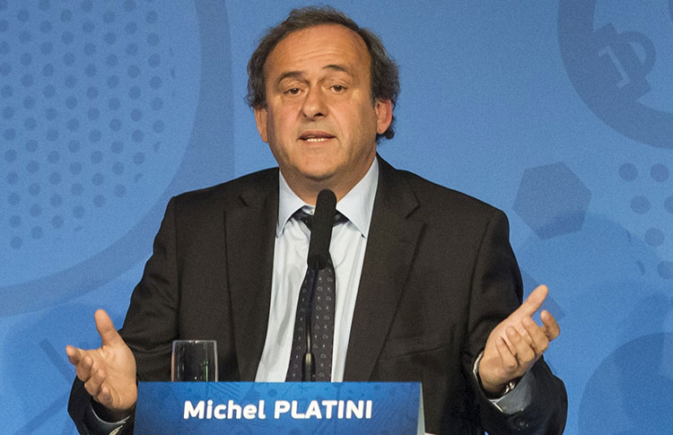 Có 10 Platini thì FIFA vẫn thế!