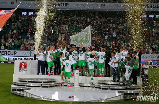 Bước vào trận tranh Siêu cúp, Wolfsburg là đội được đánh giá yếu hơn Bayern Munich. Ảnh Hà Bạch.