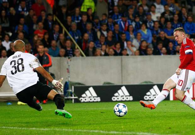 Rooney (áo đỏ) vừa có màn trình diễn chói sáng trong trận thắng Club Brugge. Ảnh: Internet.