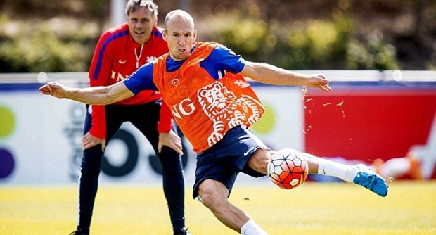 Tân HLV ĐT Hà Lan Danny Blind sẽ có một số thay đổi trong đội hình trước trận tiếp Iceland trên sân Amsterdam.