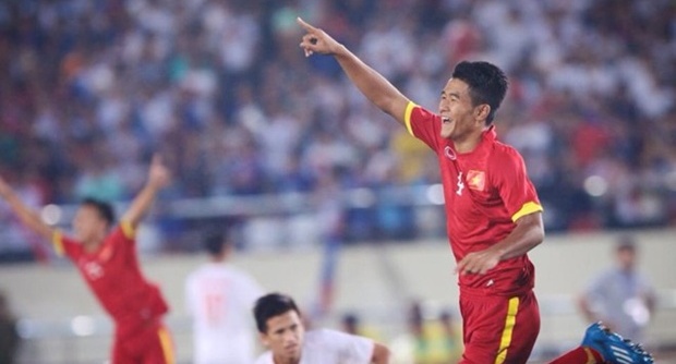 Đức Chinh tỏa sáng với cú hat-trick vào lưới U19 Lào. Ảnh: Internet.