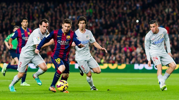  Lionel Messi thay Gaitan phút 65. Đây là lần đầu tiên siêu sao 28 tuổi vào sân từ băng ghế dự bị trong màu áo đội tuyển quốc gia kể từ trận hòa 1-1 trước Ecuador tại vòng loại World Cup 2014 (năm 2013).
