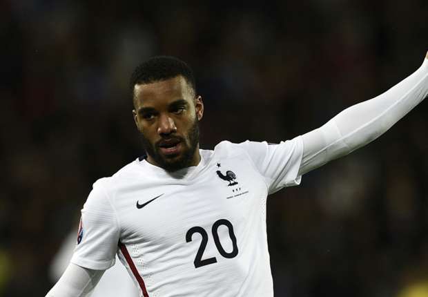 Lacazette vẫn chưa có được bàn nào tại Ligue 1. Ảnh: Internet.