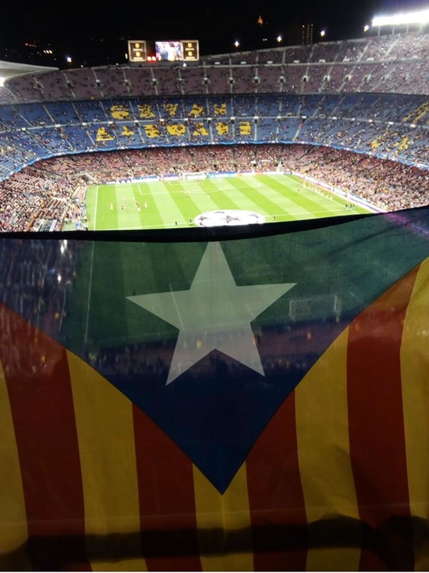 Sân Nou Camp đã ủng hộ sự độc lập của xứ Catalan. Ảnh: Internet.