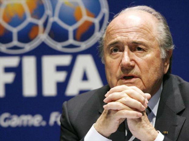 Blatter bị yêu cầu phải từ chức. Ảnh internet.