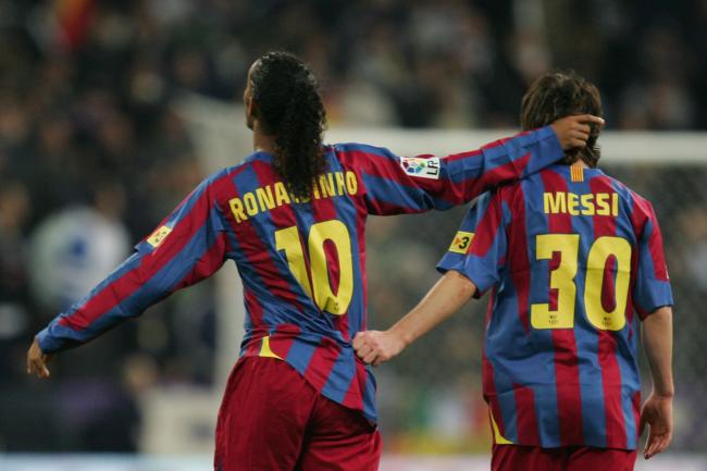 10 năm trước, Messi có trận 