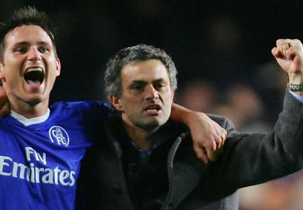 Lampard (trái) lý giải nguyên nhân khiến Chelsea khủng hoảng. Ảnh: Internet.