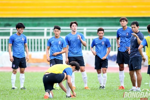 HLV U21 Việt Nam có cơ sở khi đánh giá cao U19 Hàn Quốc. Ảnh: Khả Hòa.