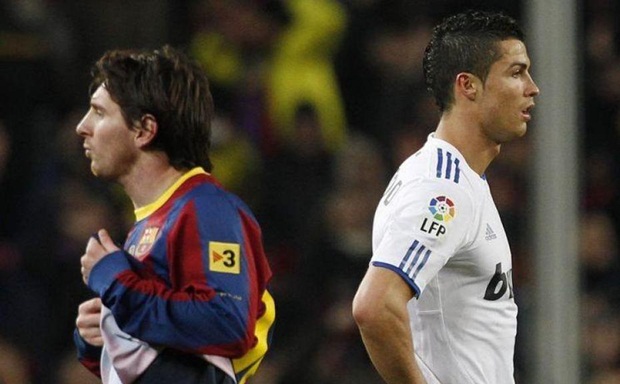 Ronaldo và Messi giờ đây như những người đồng cảnh ngộ. Ảnh: Internet.