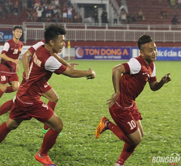 Chỉ sau 13 phút, U21 Việt Nam đã dẫn trước 2 bàn. Ảnh: Đình Viên.