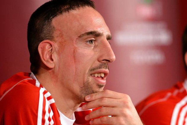 Chấn thương khiến Ribery mất vị trí vào tay Costa. Ảnh: Internet. 