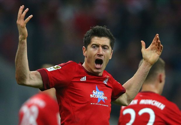 Robert Lewandowski đóng góp 1 bàn trong chiến thắng 2-0 của Bayern Munich. Ảnh: Internet.