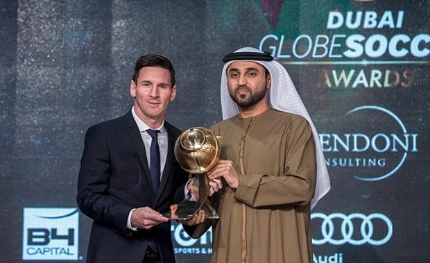 Messi được vinh danh cầu thủ xuất sắc năm 2015