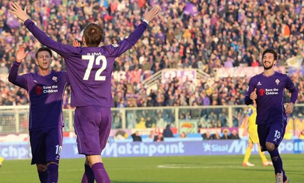 Cơ hội để Fiorentina chiếm ngôi đầu bảng. Ảnh: Internet.