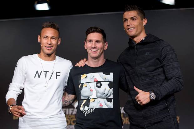 Messi (giữa) xứng đáng được vinh danh. Ảnh: Internet.