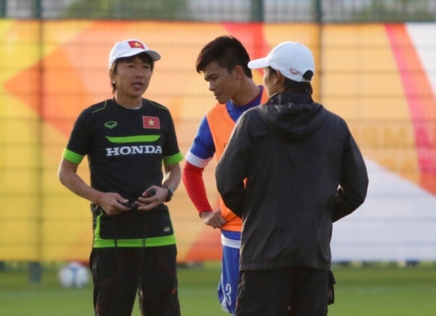 HLV Miura gay gắt với học trò trước trận gặp U23 Jordan