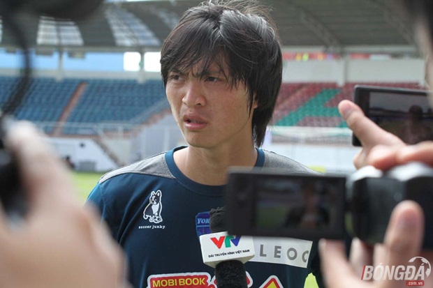 Tuấn Anh đánh giá cao sự chuyên nghiệp từ CLB Yokohama FC. Ảnh: Đình Viên.