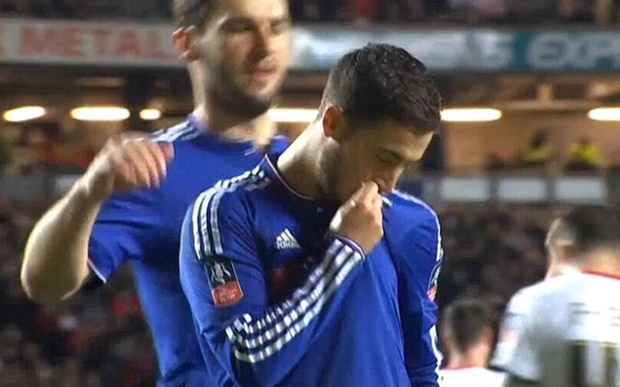 Hình ảnh cho thấy sự gắn bó của Hazard với Chelsea. Ảnh: Internet.
