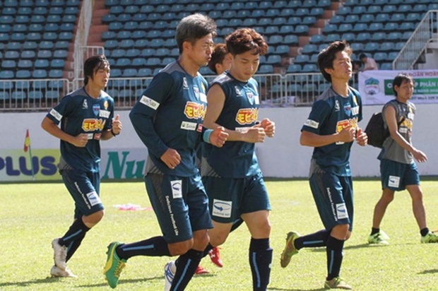 Tuấn Anh nhận thưởng Tết ‘lớn’ từ Yokohama FC