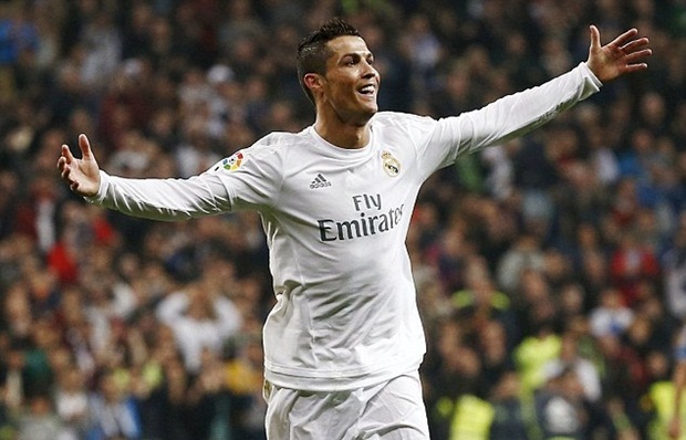 Ronaldo ghi bàn trên chấm 11m, Real tàn sát Espanyol bằng một set tennis