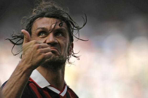 1. PAOLO MALDINI - AC Milan (1985-2009). Ảnh: Internet.