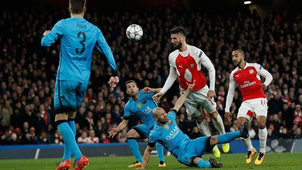 Mertesacker: Arsenal sẽ tập trung vào Ngoại hạng Anh