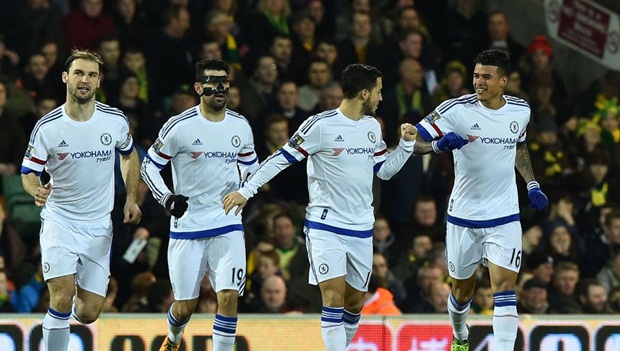 Lập công gây tranh cãi, Costa giật ba điểm về lại London