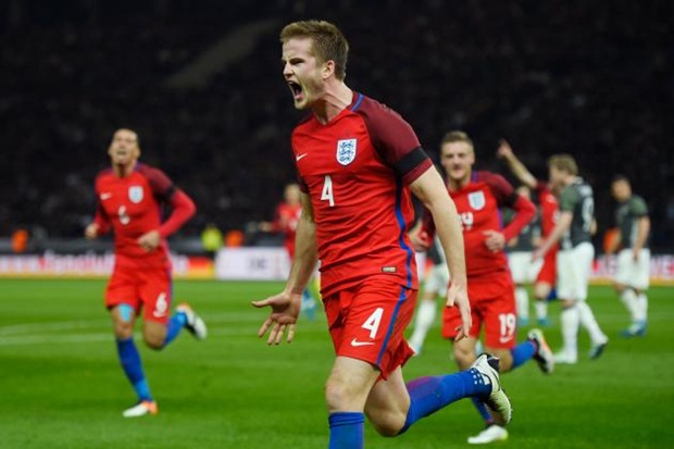 Đội tuyển Anh: Hãy giữ đôi chân trên mặt đất!