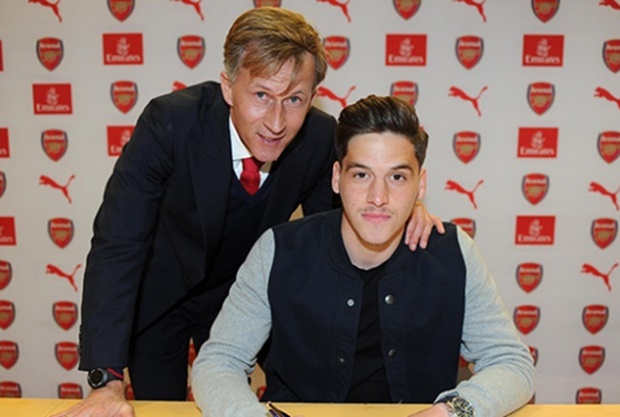 Arsenal ký hợp đồng với tài năng trẻ Mourgos. Ảnh: Internet.