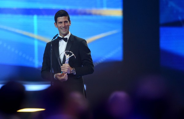 Djokovic qua mặt Messi giành giải Leureus