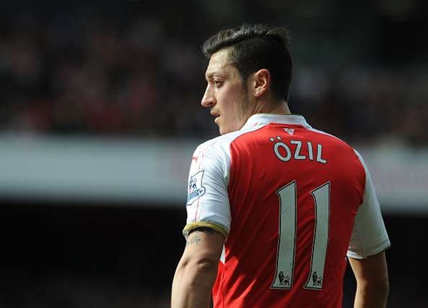Góc nhìn: Arsenal sa sút, đừng đổ lỗi Mesut Oezil