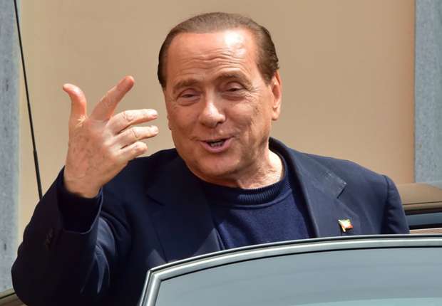 Chủ tịch Berlusconi muốn bán AC Milan