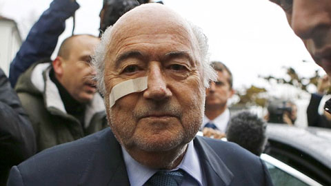 Sepp Blatter muốn giảm ảnh hưởng của UEFA