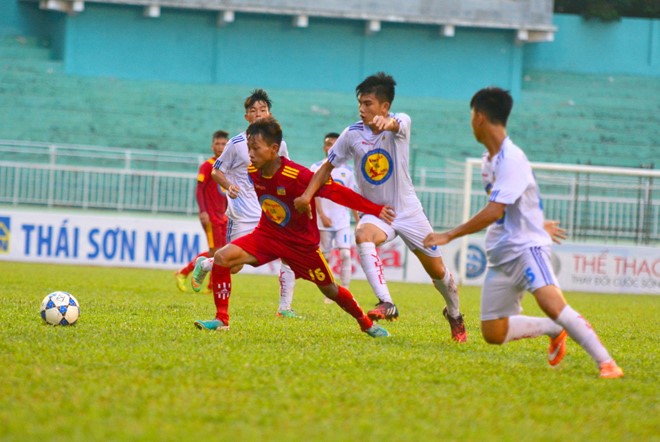 Đội bóng trẻ Quảng Ngãi gây sốc ở giải U17 quốc gia