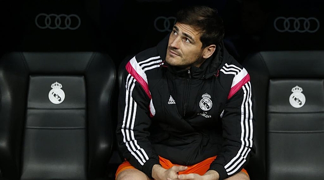 Mẹ Casillas khen Barca, chê Real cư xử như đàn bà