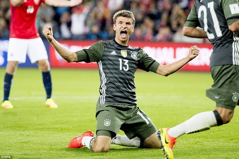 Vòng loại Euro 2016: Đừng lo vô địch thế giới Đức tuột dốc