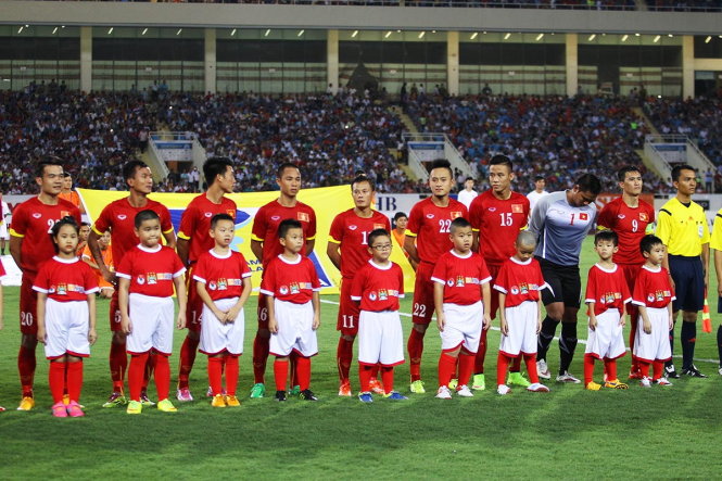 Bóng đá Việt Nam rơi 10 bậc trên bảng xếp hạng FIFA