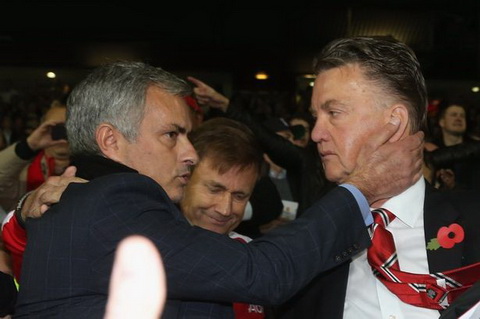 Đừng quên rằng Van Gaal từng là thầy của Mourinho