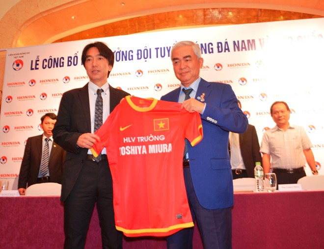 Những nỗ lực của HLV Miura trong 16 tháng dẫn dắt đội tuyển Việt Nam