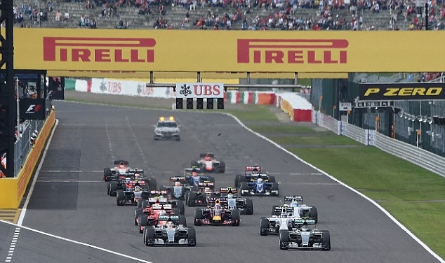 Bỏ xa người về nhì hơn 18 giây, Lewis Hamilton lên ngôi tại GP Nhật Bản