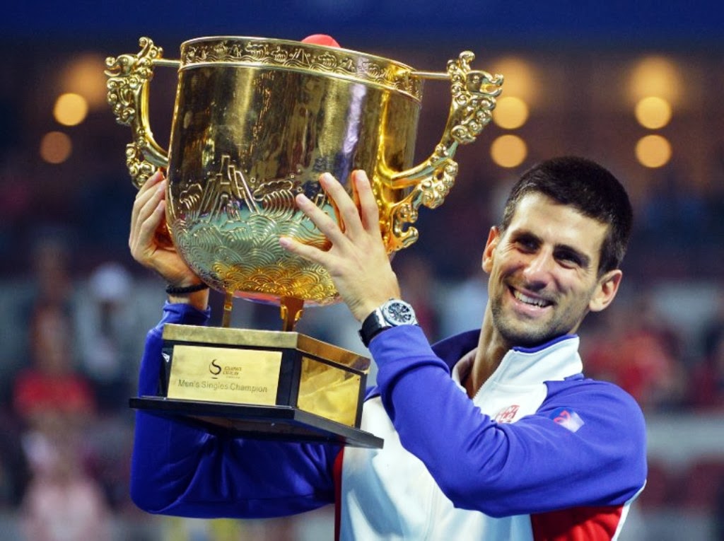 Chưa đầy một tuần sau khi đăng quang China Open, Novak Djokovic tiếp tục cho thấy phong độ vô cùng ổn định ở trận ra quân tại Shanghai Masters. Ảnh: Internet.