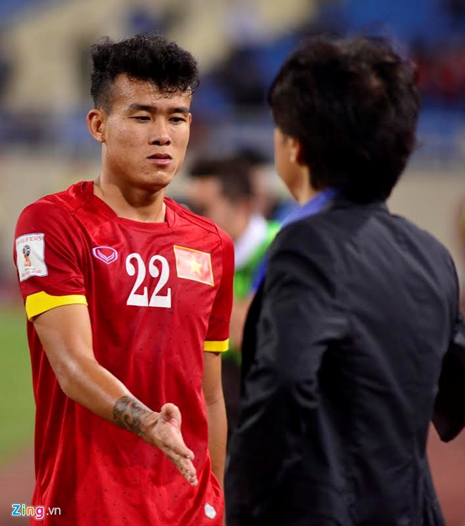 Tuyển Việt Nam buồn bã sau thất bại 0-3 trước Thái Lan