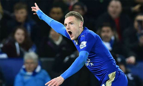 Jamie Vardy tiếp tục tỏa sáng giúp Leicester hòa 2-2 với Southampton. Ảnh: internet.